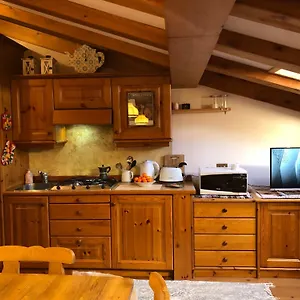 https://mansardina-mery-cortina.hotelinveneto.com